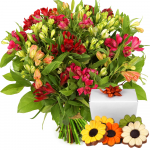 Alstroemeria bloemen en bloemetjes chocolade