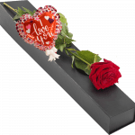 Luxe zwarte geschenkdoos met rode roos