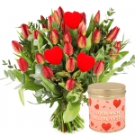 Boeket rode tulpen + 1 hartje + blikje "voor mijn allerliefste" met hartjes snoep